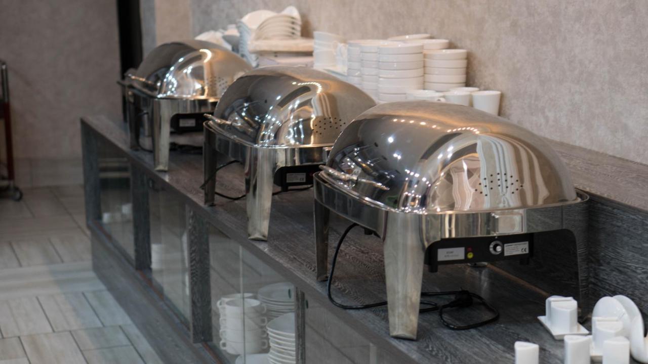 Artastana Hotel ภายนอก รูปภาพ