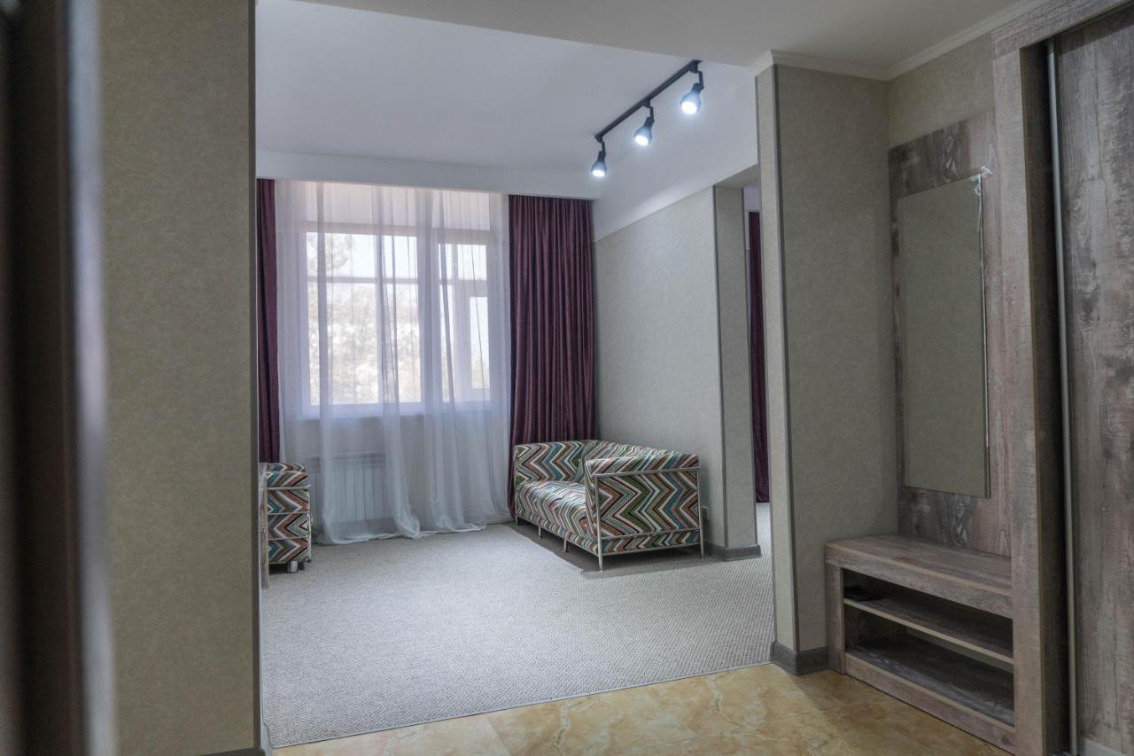 Artastana Hotel ภายนอก รูปภาพ