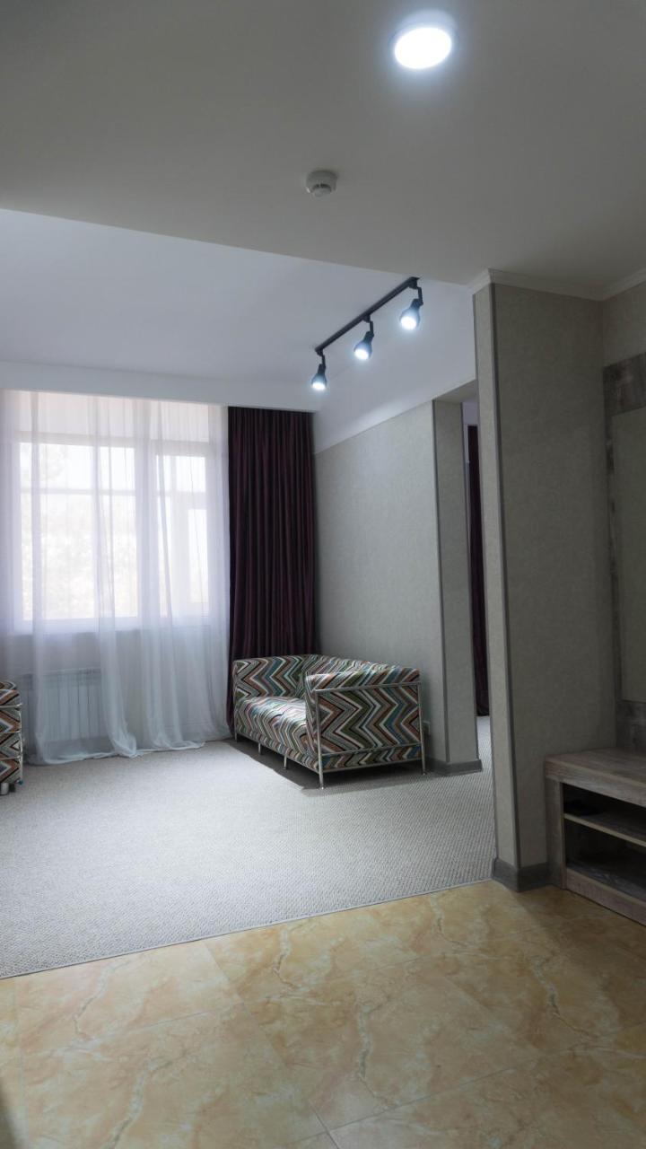 Artastana Hotel ภายนอก รูปภาพ